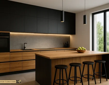 מטבח מודרני חד בשחור ועץ